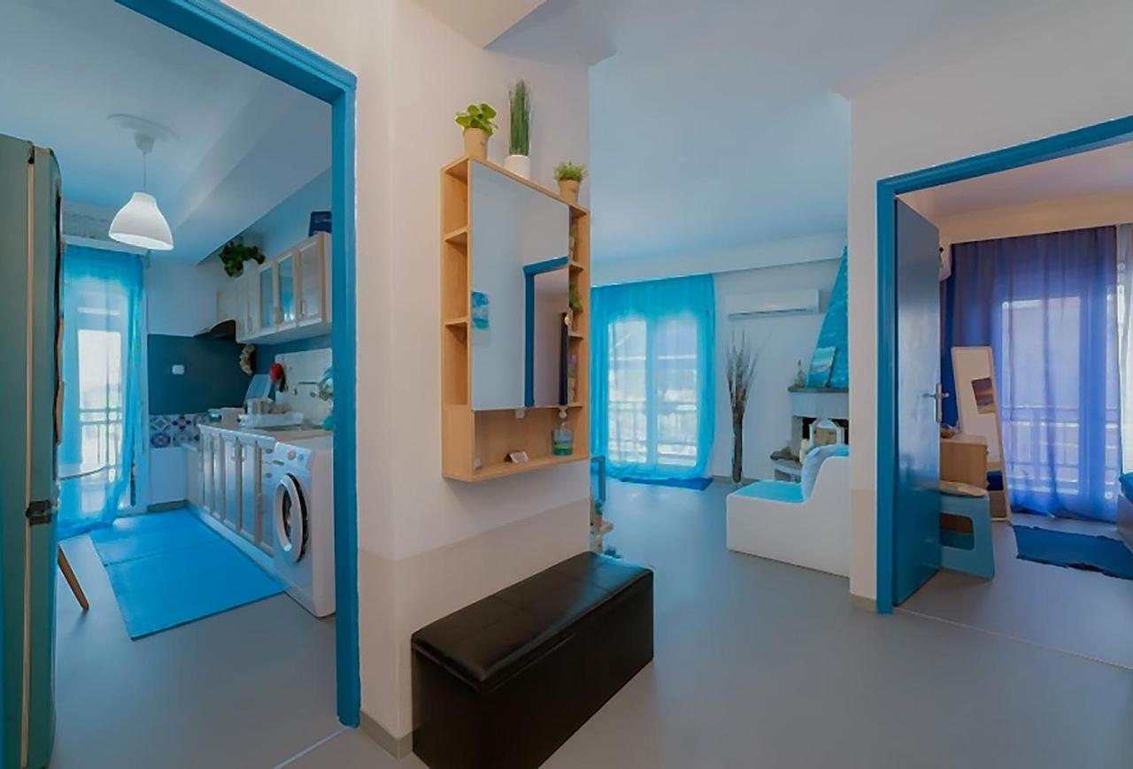 Upper Deck Apt. Apartment เนอาเปรามอส ภายนอก รูปภาพ