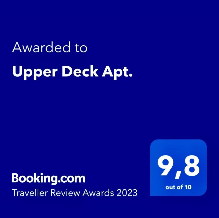 Upper Deck Apt. Apartment เนอาเปรามอส ภายนอก รูปภาพ