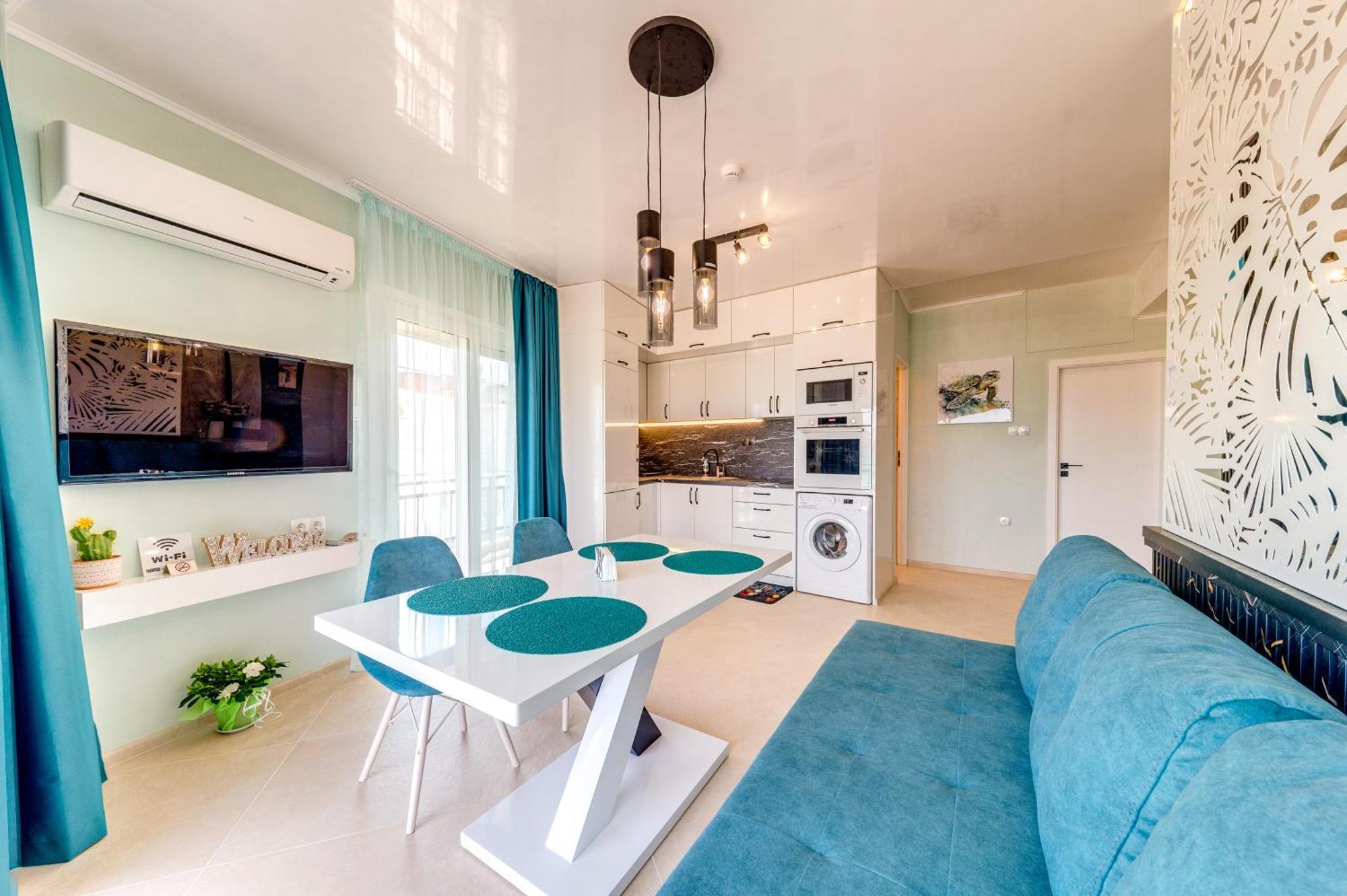 Upper Deck Apt. Apartment เนอาเปรามอส ภายนอก รูปภาพ