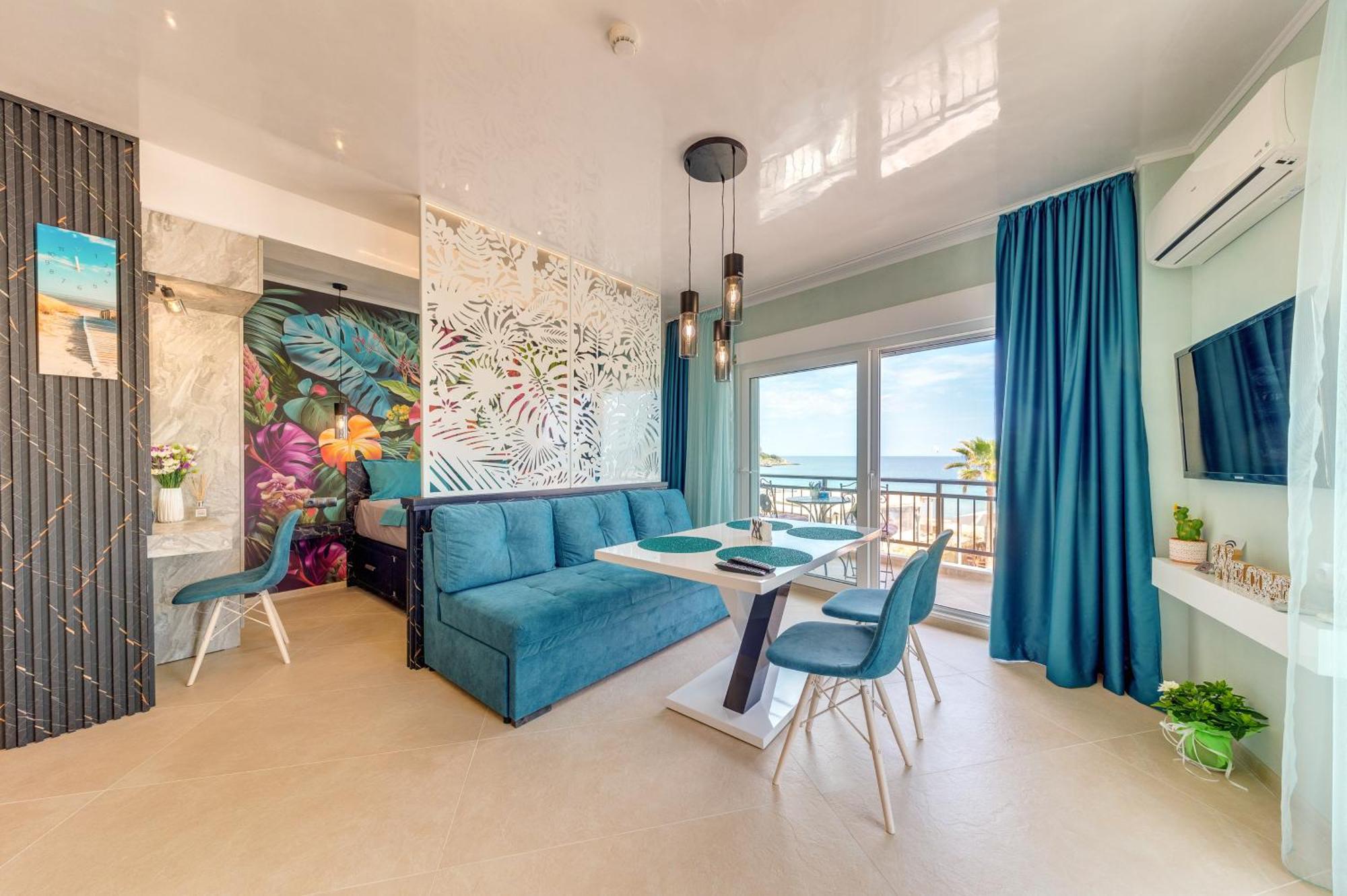 Upper Deck Apt. Apartment เนอาเปรามอส ภายนอก รูปภาพ